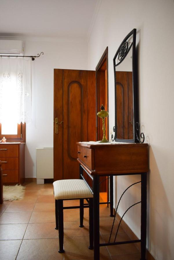 Sunshine House For 9, Cozy Set Up,Verandas, Sea View. Karterados  Exterior photo